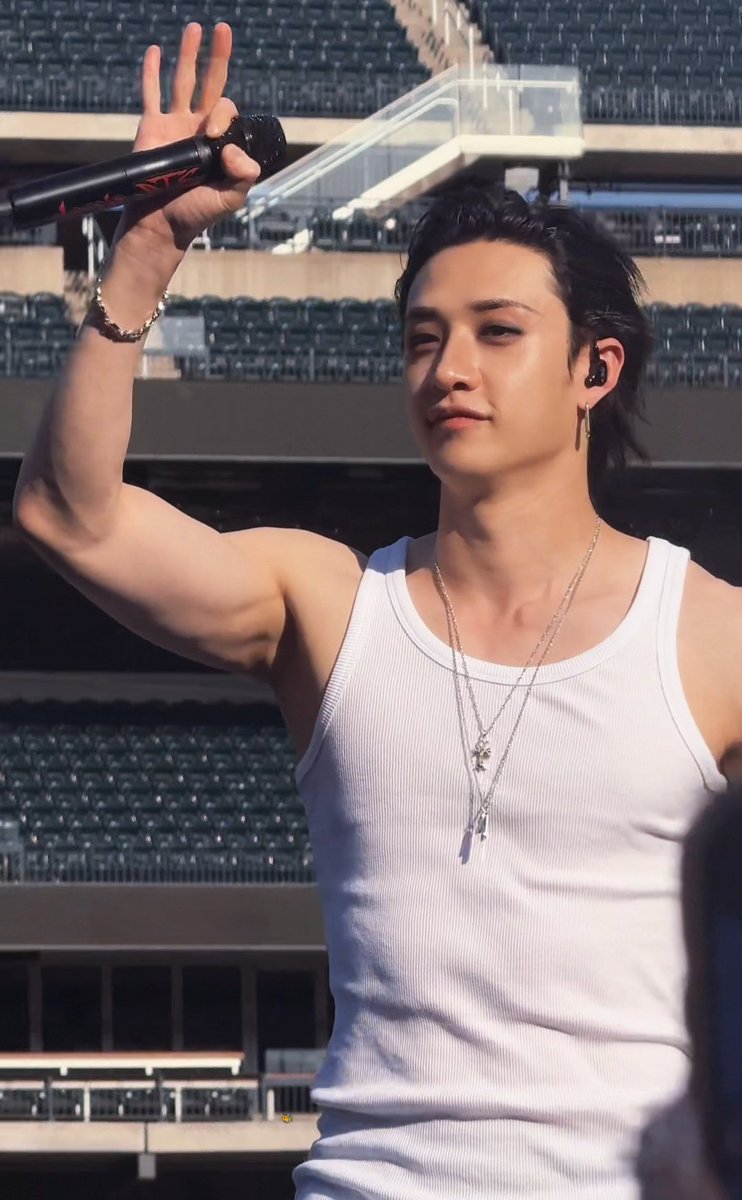 Maya🐝 tweet media