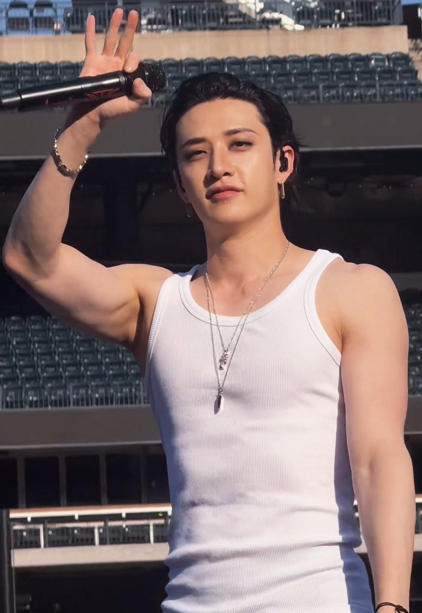 Maya🐝 tweet media