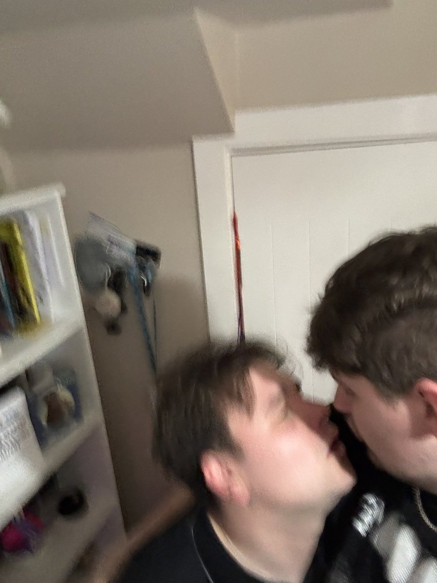 big dyldog tweet media