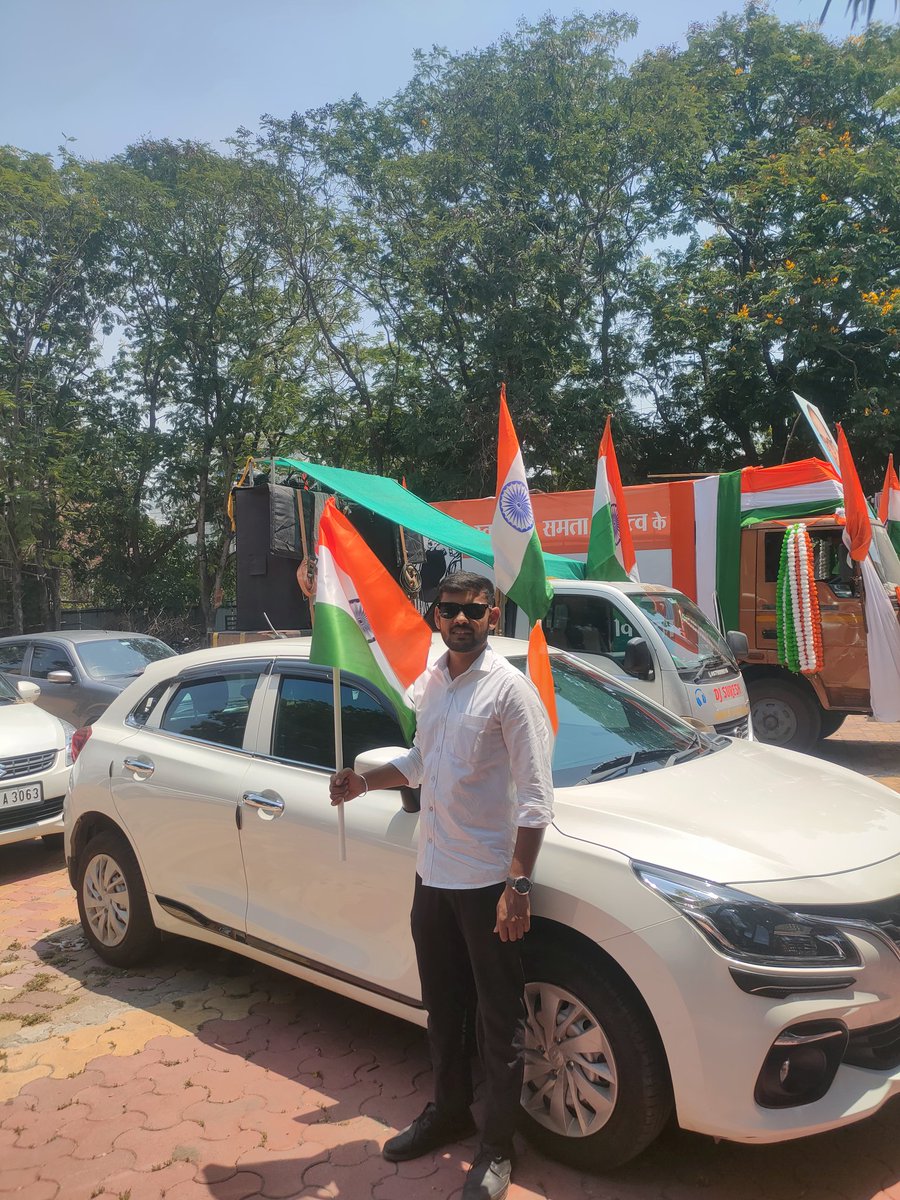 vaidyaamar's tweet photo. राष्ट्रनिर्मातात्यास कोटी कोटी वंदन 🙇
#babasaheb https://t.co/HfEMnDnkfZ
