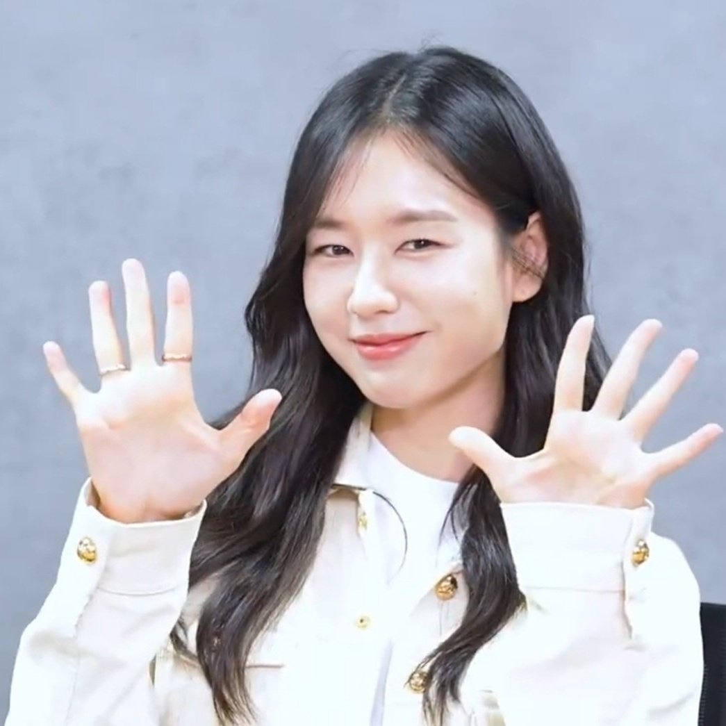 달보드레🕯️ tweet media