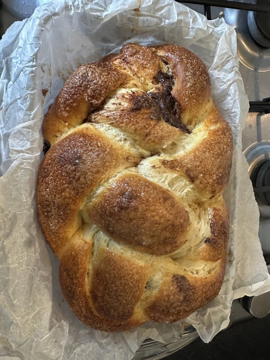 cookingphotos's tweet image. Kozunak Bread made by my friend. Bulgarian Easter Bread. Looks amazing
#Foodie #foodphotography
