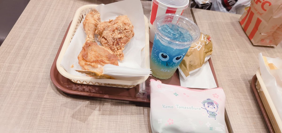 ケンタッキーの新商品を食べてきました☺️