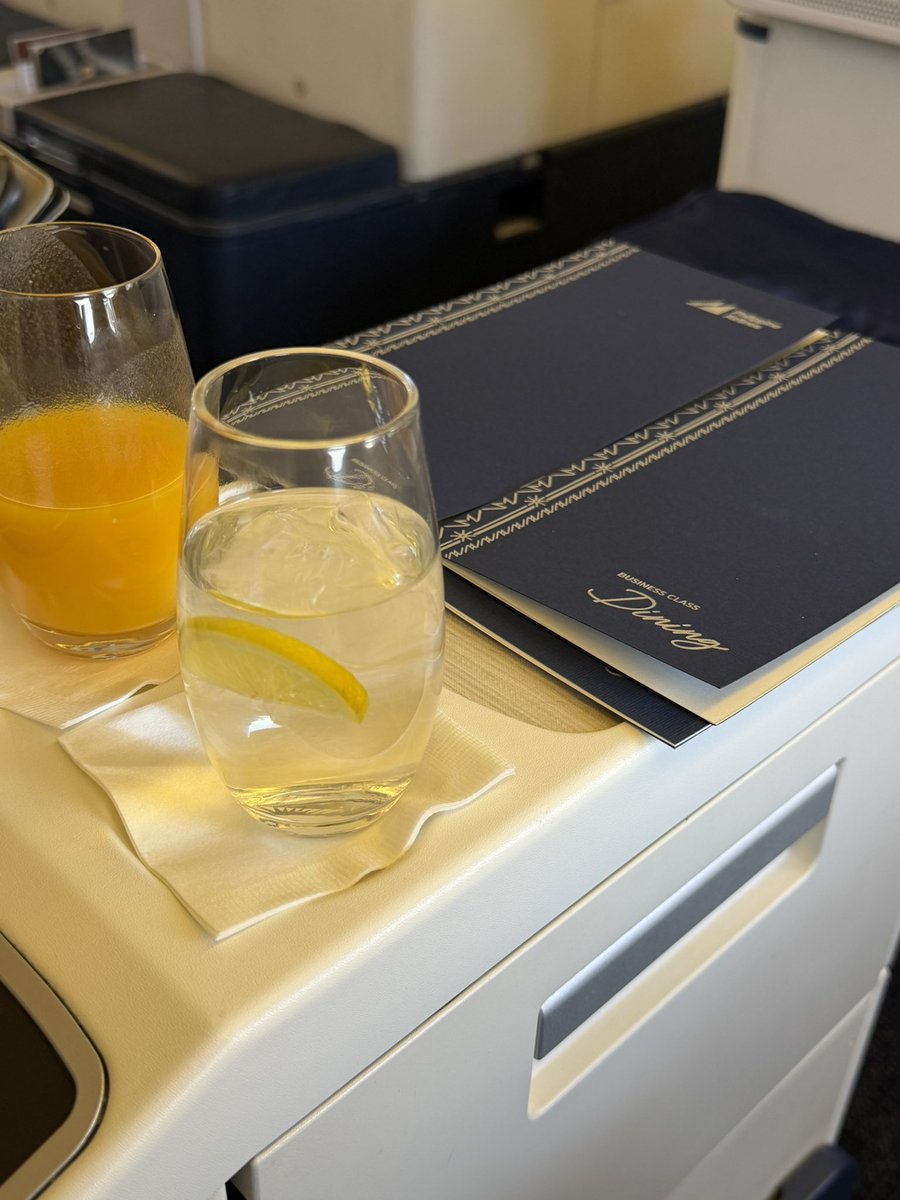 Climmb9 | A-🐈‍⬛ | Liwanag ni Felip | tweet media