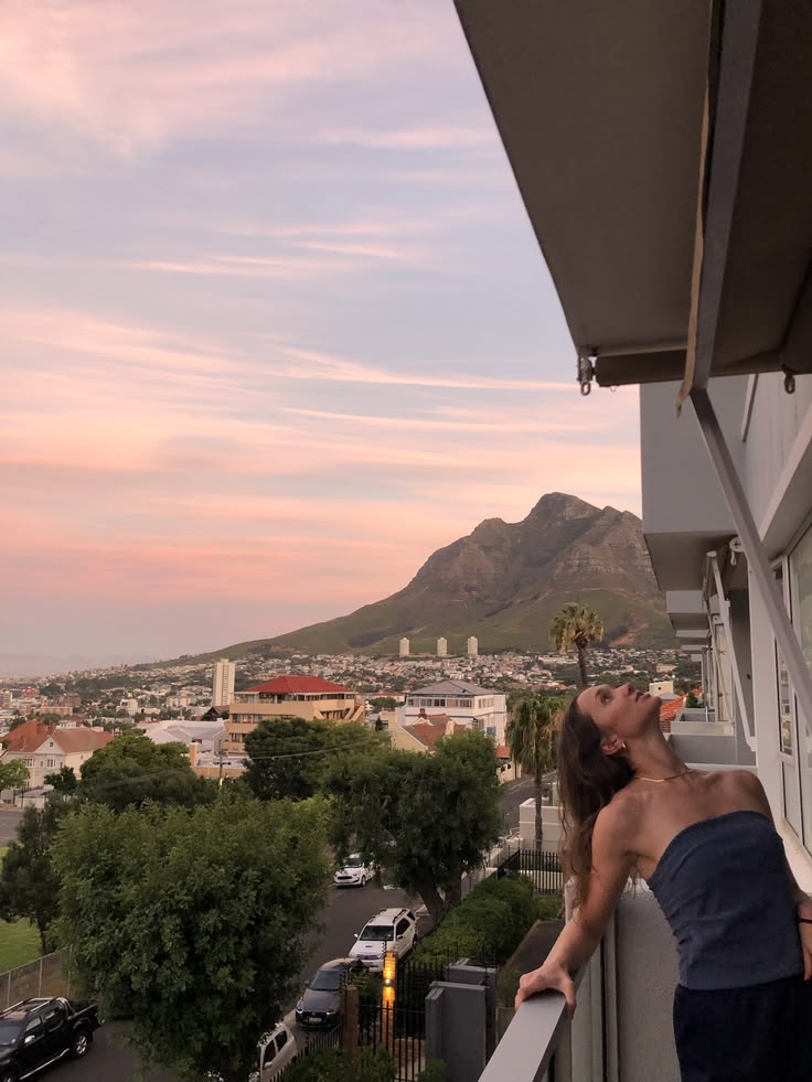 Cape International tweet media