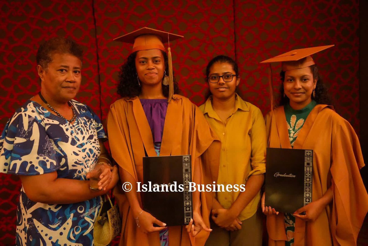 ib_magazine_'s tweet photo. STUDENTS and faculty of The University of the South Pacific gathered at the Grand Pacific Hotel Suva this evening to recognise the outstanding academic achievements of standout performers. The event marks the start of graduation week.

#USP #GraduationWeek #AcademicExcellence #StudentSuccess #ProudMoment

📸: JOSEPH  RAVU / Islands Business