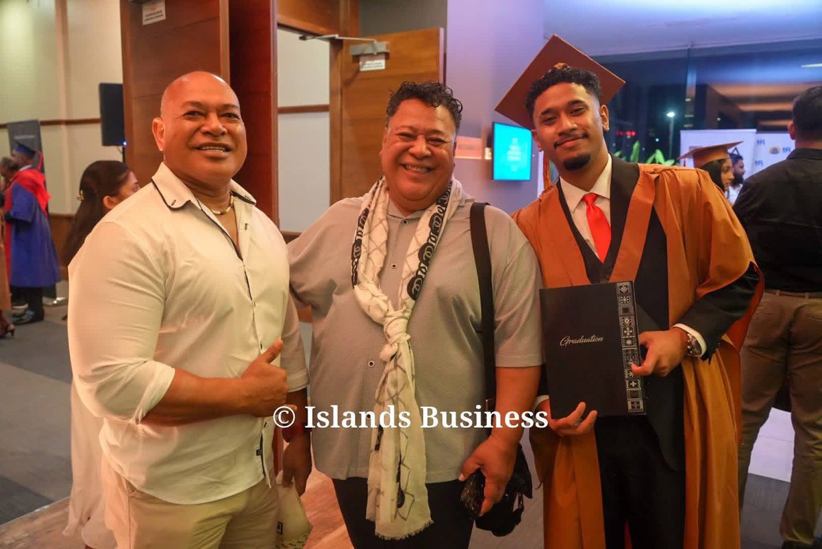 ib_magazine_'s tweet photo. STUDENTS and faculty of The University of the South Pacific gathered at the Grand Pacific Hotel Suva this evening to recognise the outstanding academic achievements of standout performers. The event marks the start of graduation week.

#USP #GraduationWeek #AcademicExcellence #StudentSuccess #ProudMoment

📸: JOSEPH  RAVU / Islands Business