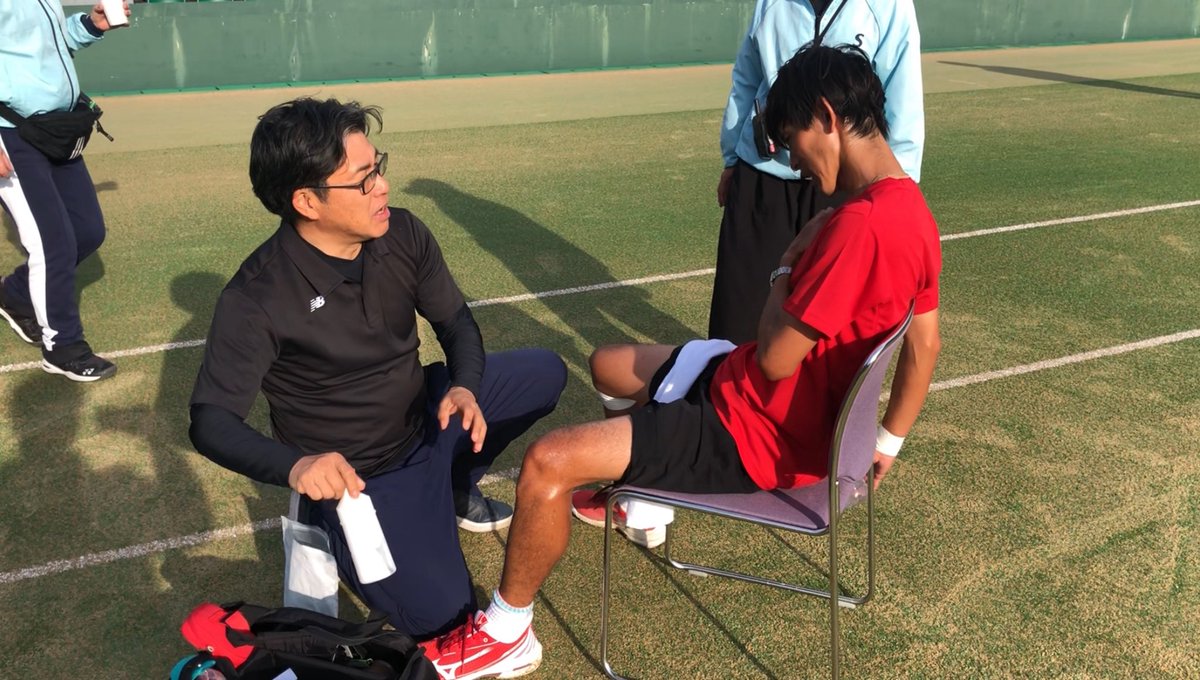 SHOGOace's tweet photo. 日本ランク大会九州毎日テニス選手権
優勝しました
引退すると決めて最初の大会で優勝できたのは応援してくれた
スポンサー様ファンの方々team shogo皆ののおかげです
ジュニアからやってなくてもここまでやれた「翔吾にできたなら俺にも」
と思ってください
僕にできたならあなたもきっと叶えられます https://t.co/tARnk1ZCXH