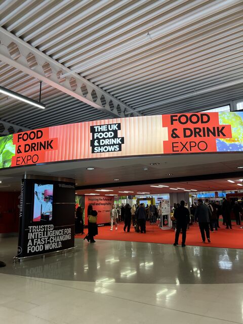 MajorRec1's tweet image. Sully from our Major Talent team had a great day yesterday at the @FoodDrinkExpo 

He met lots of interesting people and found some really exciting new food and drink brands. The future of UK food and drinks is very bright!

#FoodandDrinkExpo #FoodandDrink #Recruitment