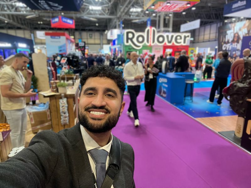 MajorRec1's tweet image. Sully from our Major Talent team had a great day yesterday at the @FoodDrinkExpo 

He met lots of interesting people and found some really exciting new food and drink brands. The future of UK food and drinks is very bright!

#FoodandDrinkExpo #FoodandDrink #Recruitment