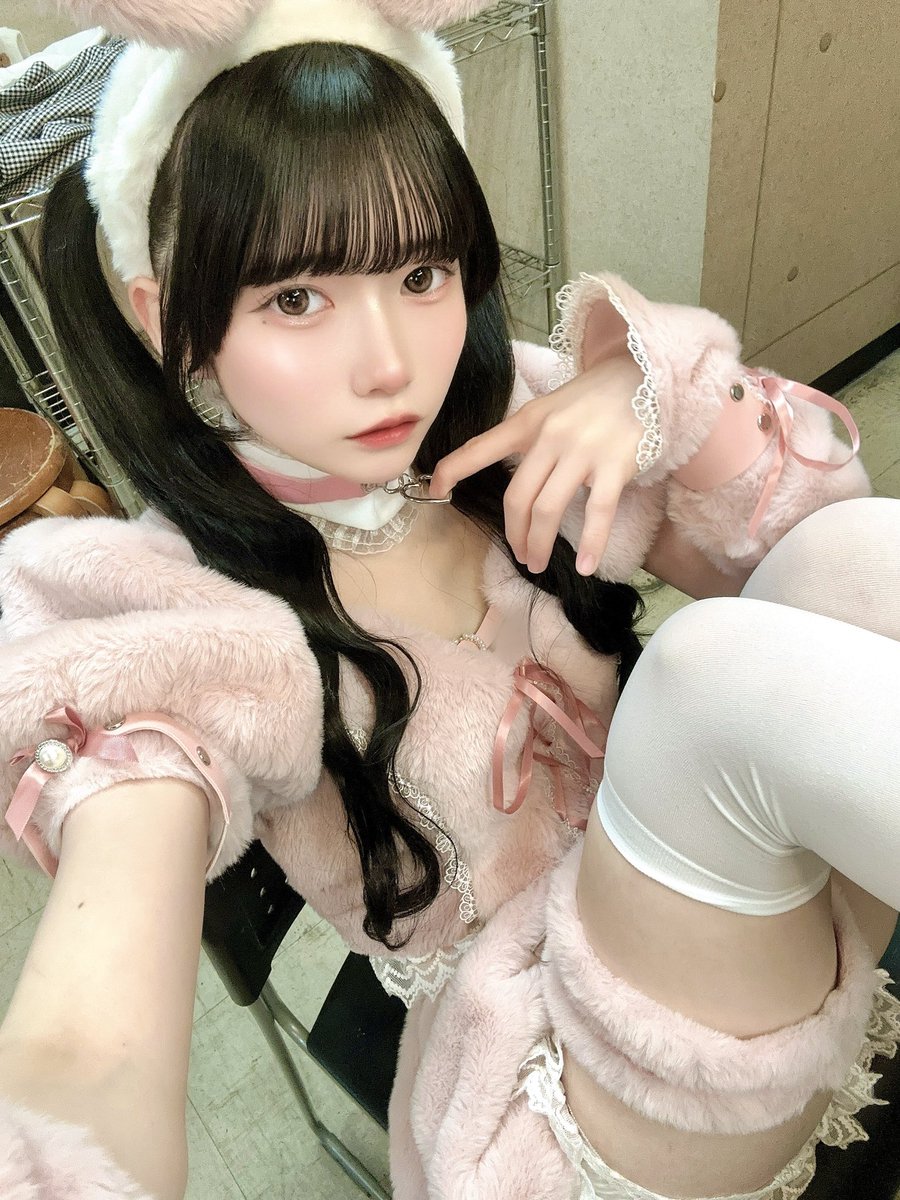 真希しの tweet media