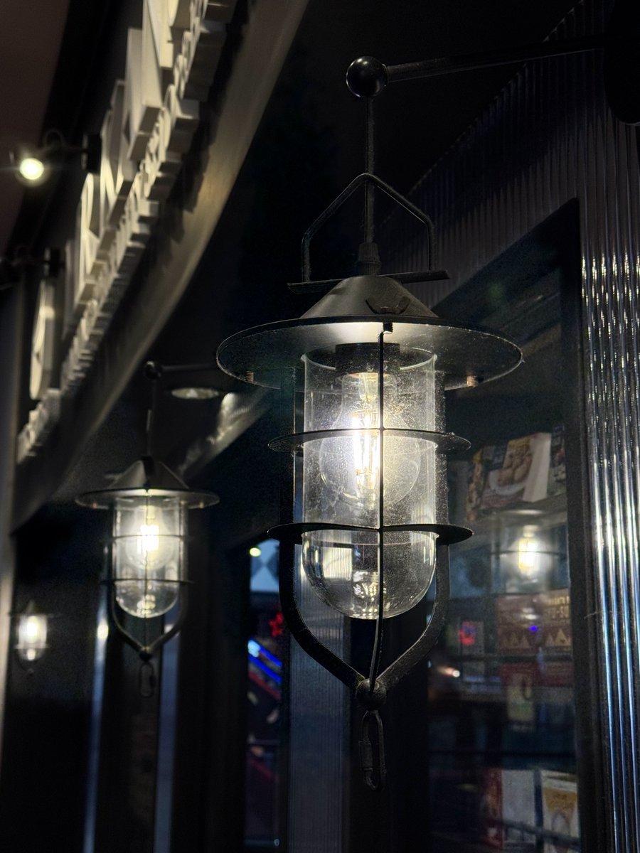 sokoniyouth's tweet image. 💡✨😊

#灯り
#electriclight