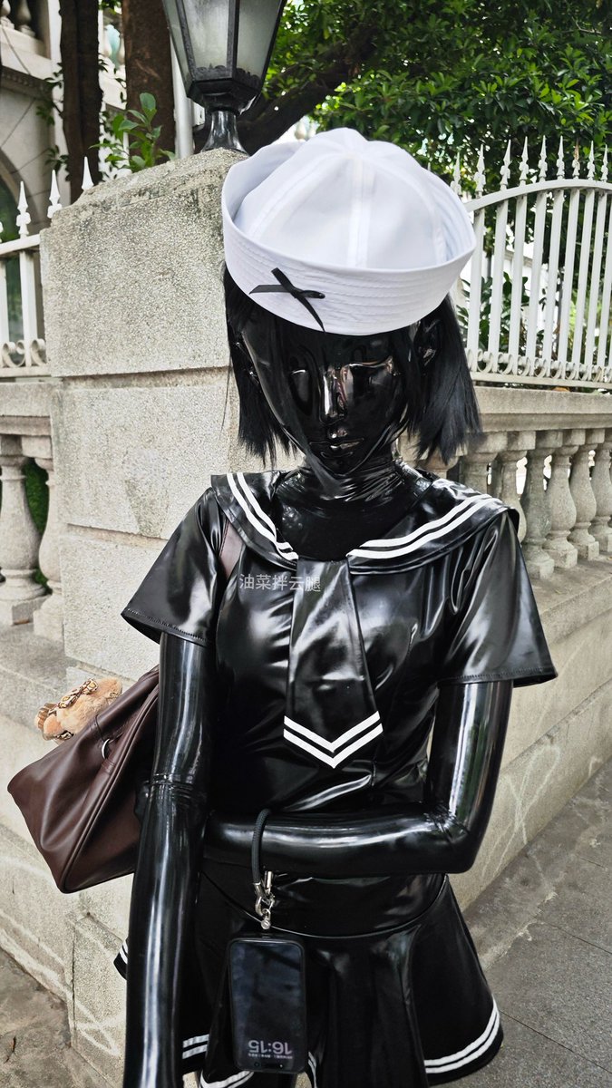 XIAOXIONG028's tweet image. #latex #kigurumi
头壳 ：@DollAxis