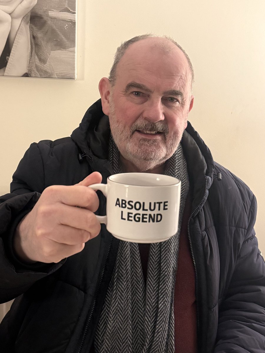 PaulaOCal's tweet image. 47 years ago @GarethOCal presented his very first radio broadcast today ❤️

I’m beyond proud of all he has achieved ❤️ #radio #dj