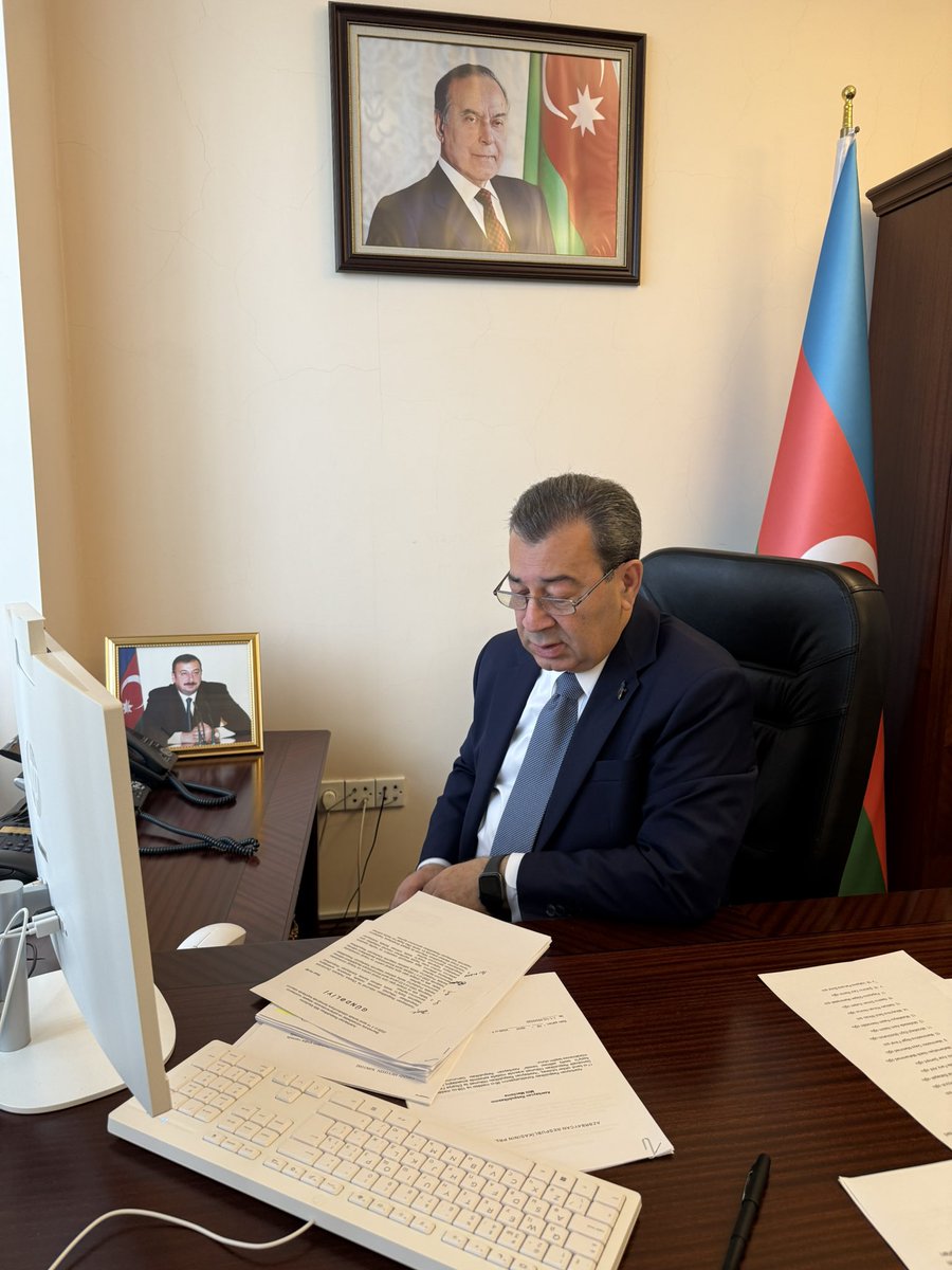 A meeting of the Committee on International and Interparliamentary Relations of the Milli Majlis was held today in a videoconference format.
The agenda items were discussed in detail, with a focus on the current state and future prospects of international cooperation. Views were