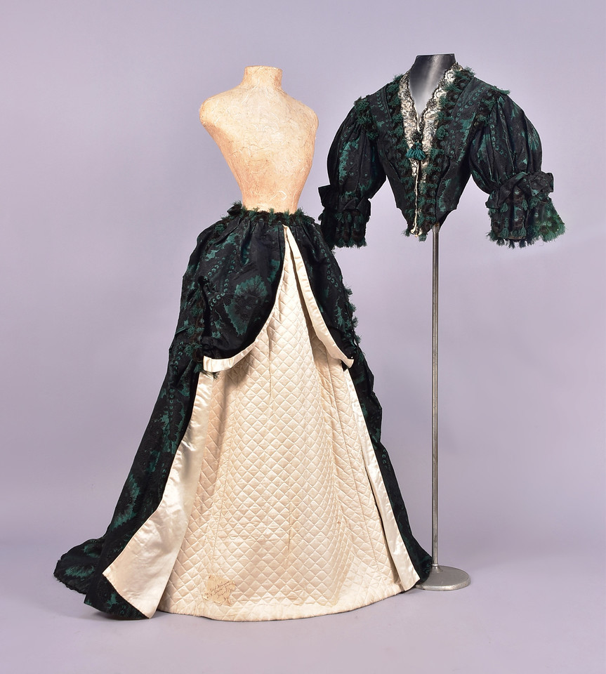 WikiVictorian tweet media