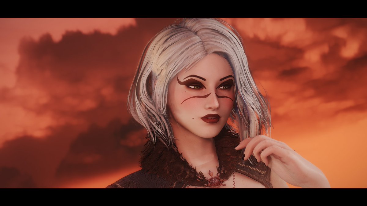 The Shape of Her Silence
#SkyrimSE #SkyrimMods #SkyrimScreenshots #YvelleSkyrimJourney