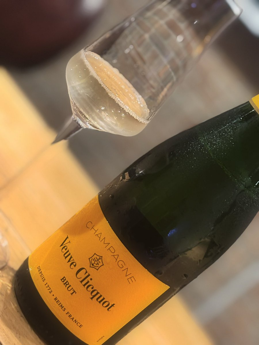 🆒ひなぴーまん.com tweet media