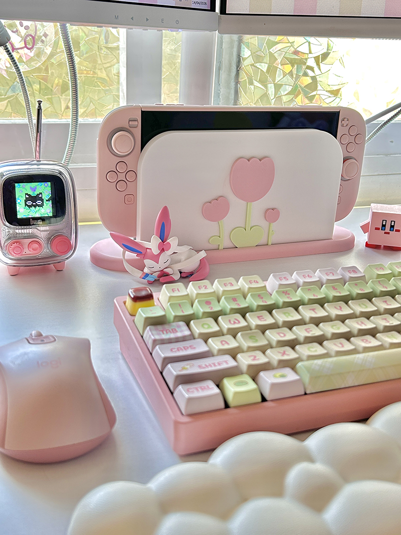 puffychii's tweet photo. I got a super cute cover for the Switch 2 dock 🌷 https://t.co/aF1KaBVPoG
