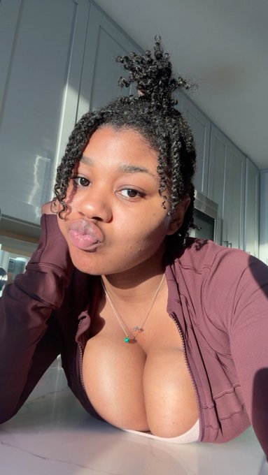 Morgan alex😋💦 tweet media