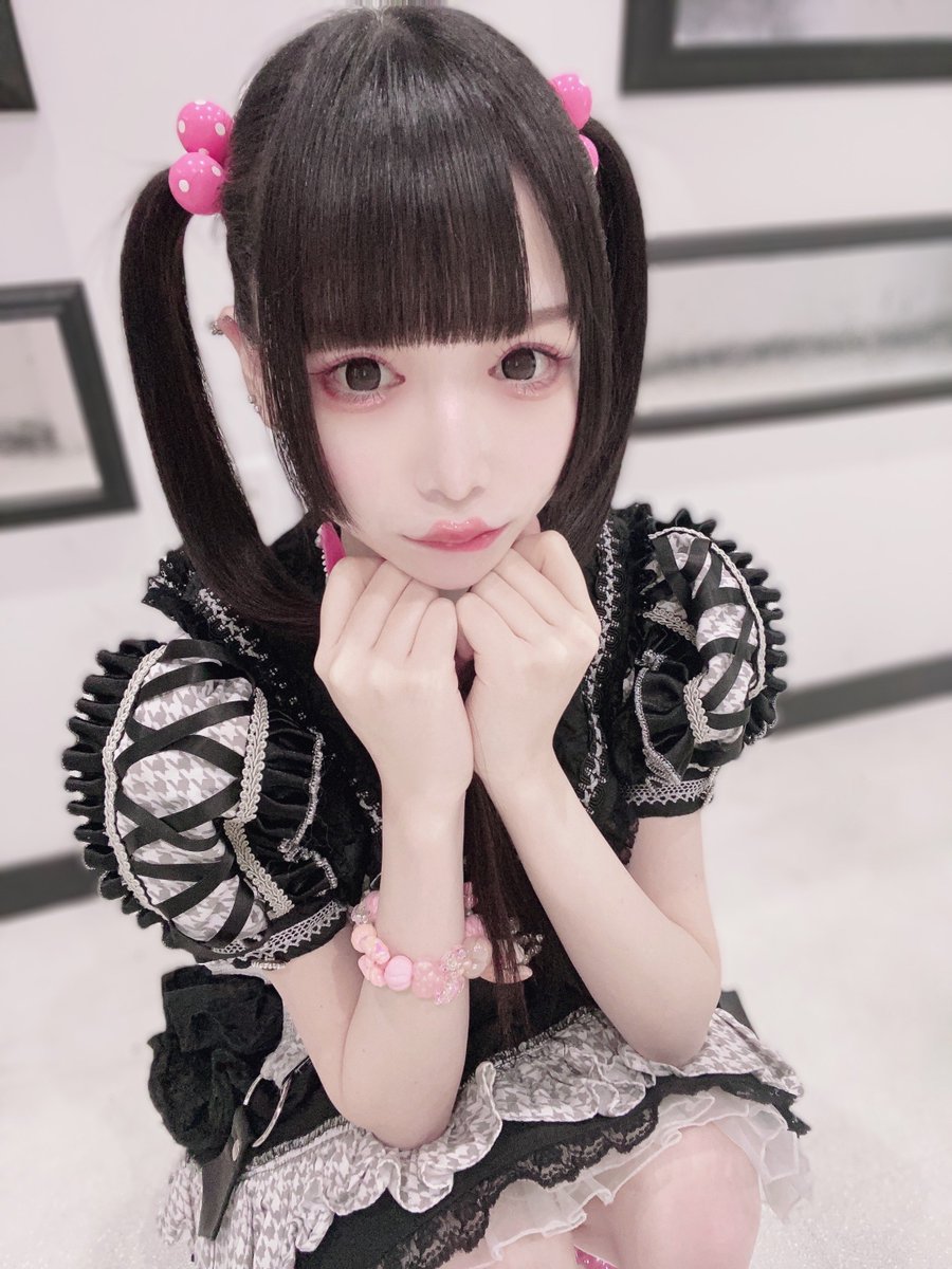 むに♡ tweet media