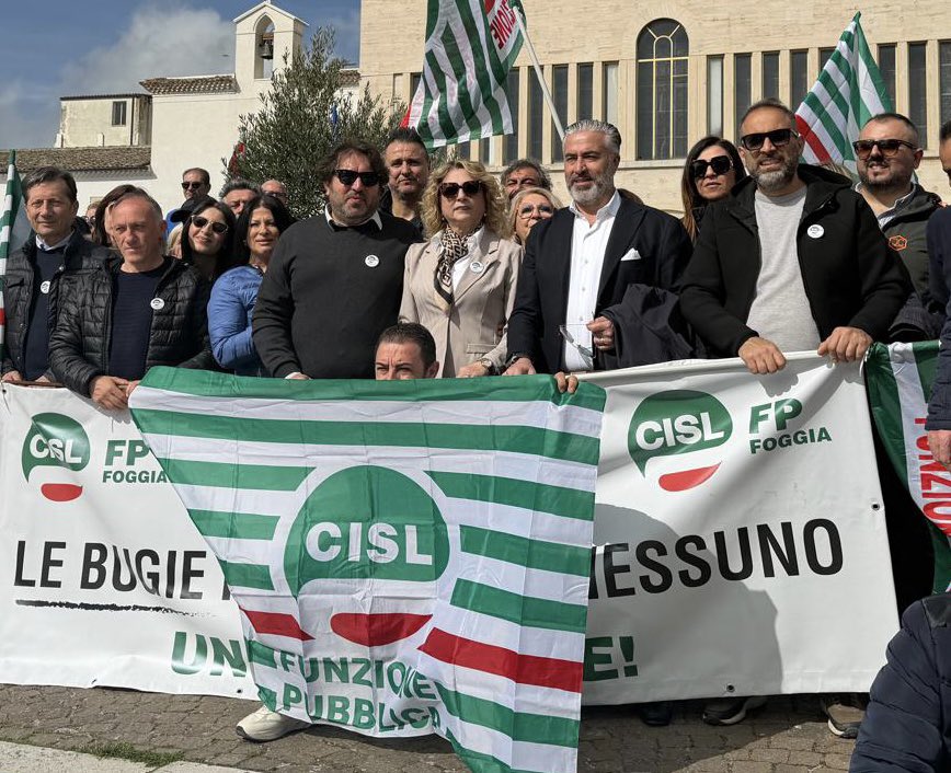 CISLFoggia's tweet image. Sit-in Casa Sollievo della Sofferenza San Giovanni Rotondo - @CostantinoCisl “Solidali con la #Cisl #FP Foggia a tutela dei #diritti, della #dignità e del #lavoro encomiabile di tanti operatori della #sanità che offrono una #missione quotidiana nell’ospedale voluto da San Pio”
