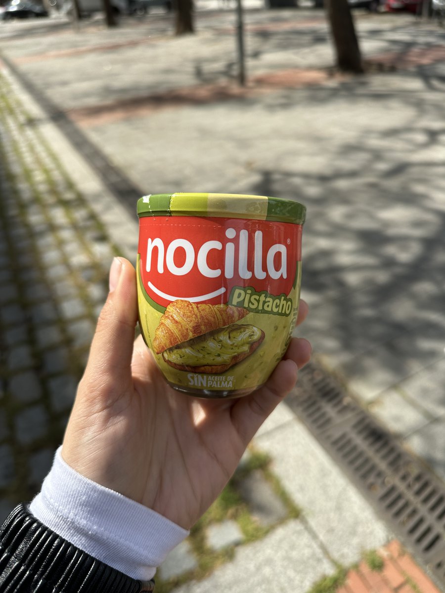 nocilla's tweet photo. teníamos que hacerlo https://t.co/8ifBgLSe0x