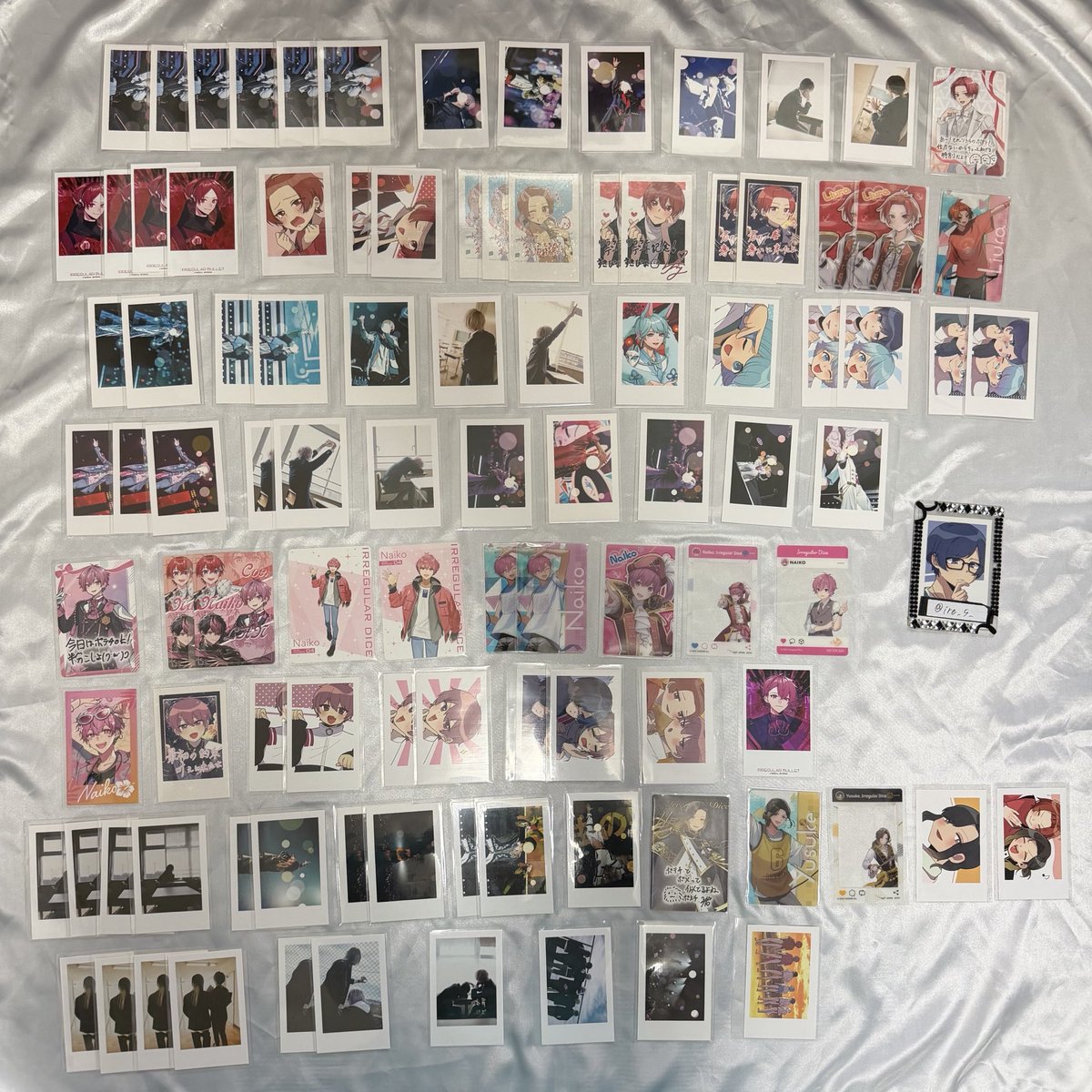 ire_5_'s tweet photo. いれいす 実写チェキ チェキ カード 買取

譲 🐤 🦊 💎 🍣 🐶 🤪️ 🐱 🦁

求 ALT記載額 ＋ 送料

・開封後スリーブに入れ暗所にて保管しておりました 
・1枚目のものをお求めの方は、2枚目のものを同数お迎えいただける方優先
・郵送のみ

#いれいすグッズ買取 #いれいすグッズ譲渡 https://t.co/dKZRaakY0R