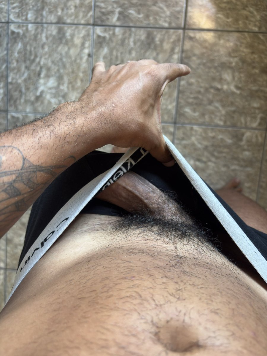 Curte macho pentelhudo? 
Wataa