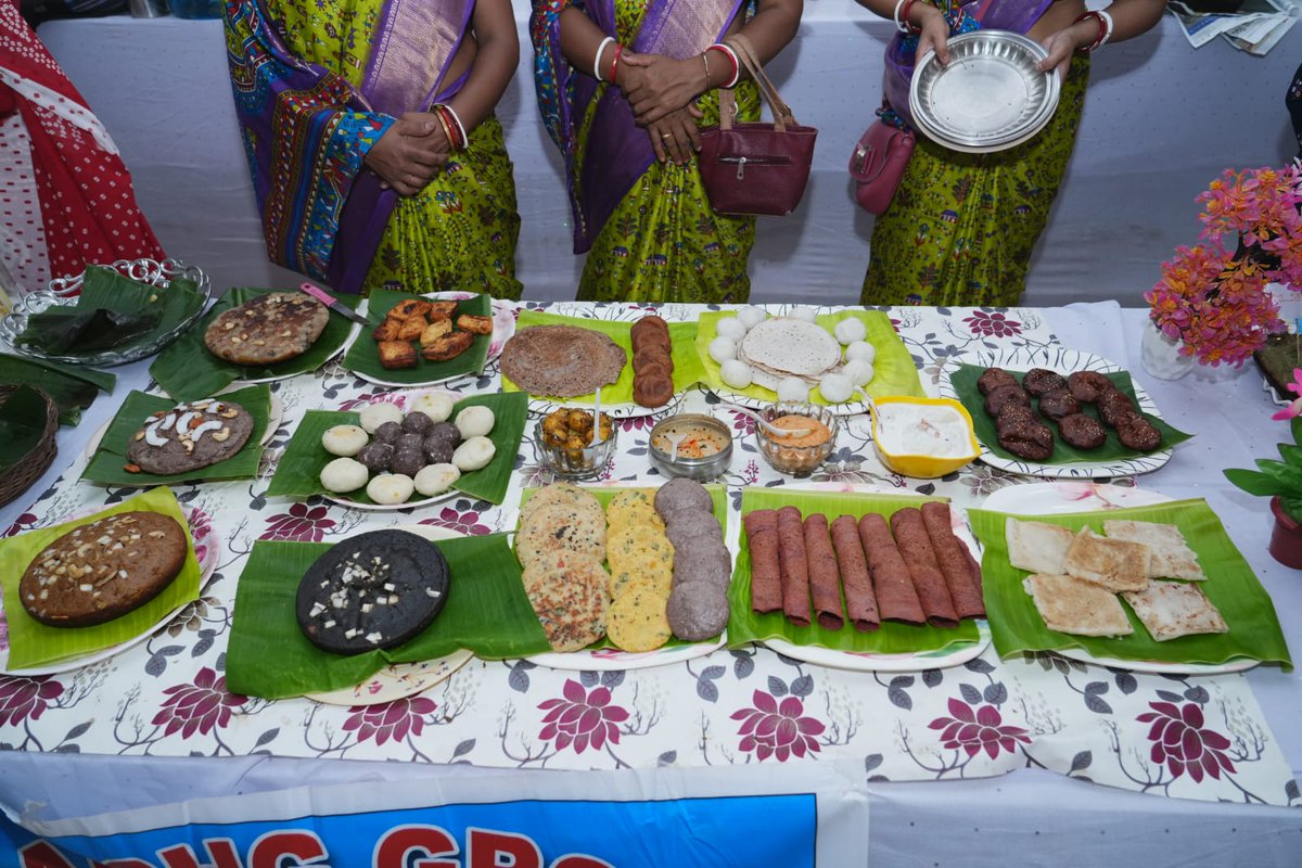 CultureBalasore's tweet photo. ଓଡ଼ିଆ ପକ୍ଷ ୨୦୨୬ ଅବସରରେ ବାଲେଶ୍ୱରରେ ଜିଲ୍ଲାସ୍ତରୀୟ ବାବାସାହେବ ଡ଼ଃ. ବି.ଆର. ଆମ୍ବେଦକର ଜୟନ୍ତୀ ଏବଂ ଓଡ଼ିଆ ନବବର୍ଷ ପାଳନ ସହ ଝୋଟି ଚିତା, ମୁରୁଜ, ପିଠାପଣା  ପ୍ରତିଯୋଗିତା ଅନୁଷ୍ଠିତ ହୋଇଯାଇଛି। ଏଥିସହ ବିଭିନ୍ନ ବ୍ଲକ ଓ ପୌରାଞ୍ଚଳରେ ଓଡ଼ିଆ ନବବର୍ଷ ଶ��ରଦ୍ଧାର ସହ ପାଳିତ ହୋଇଛି।
@Culturedeptt @DBalasore 
#OdiaPakhya2026 https://t.co/HN3TBYr7pW