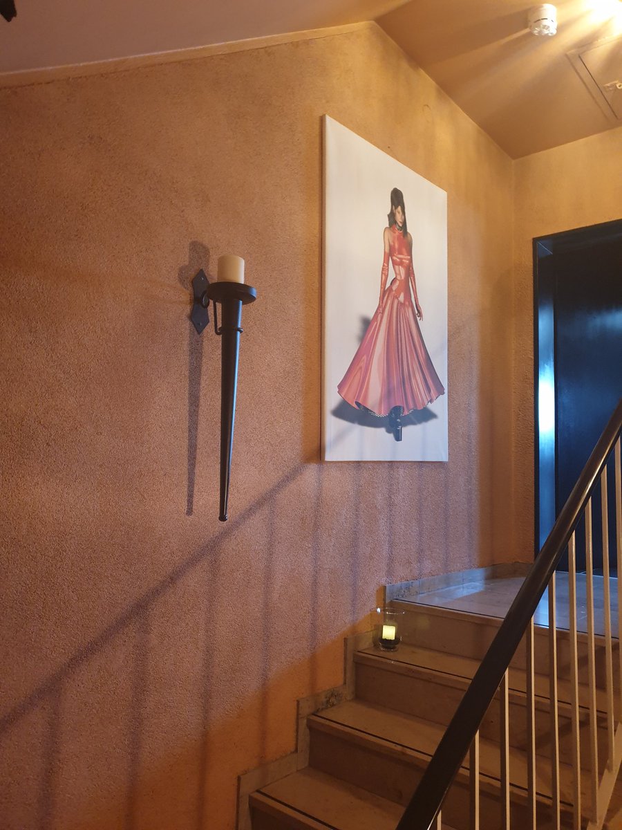 KinkyRevol14530's tweet image. Es lässt sich nur erahnen welche zauberhaften Spielmöglichkeiten sich hinter der Türe verbergen! #rentaroom #playtime #coupletime #duesseldorf #ambiente #playroom #kinky #bdsm #bdsmroom #fetisch #kinkyrevolution