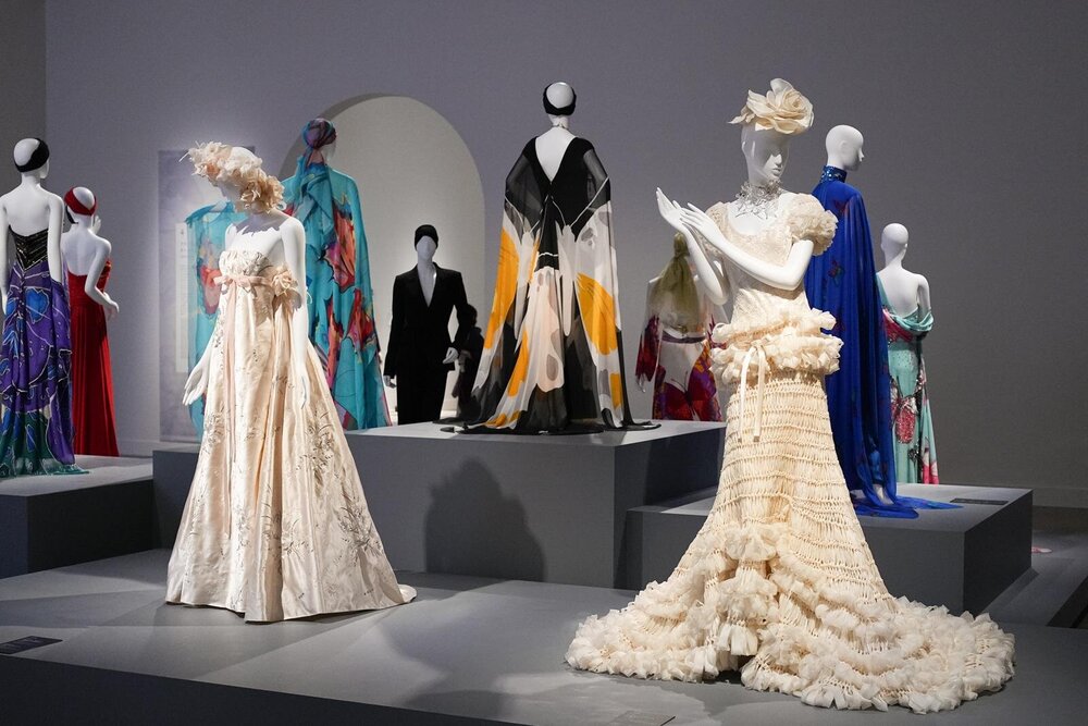 Fashion Press tweet media