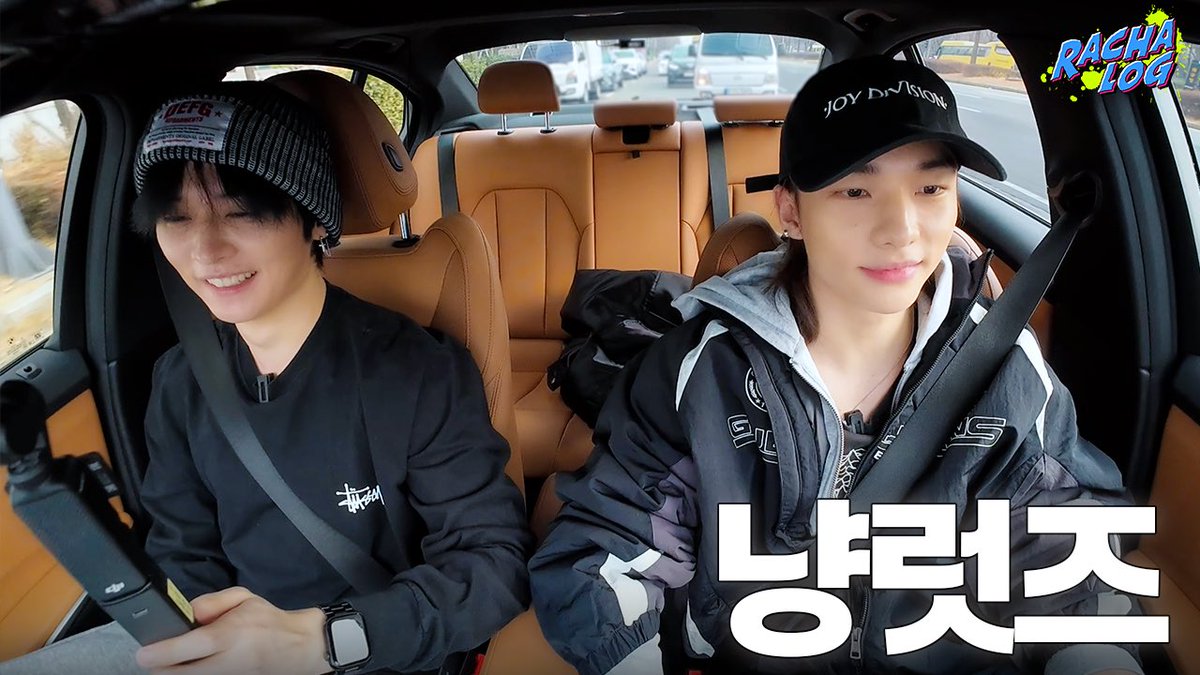 Stray Kids tweet media