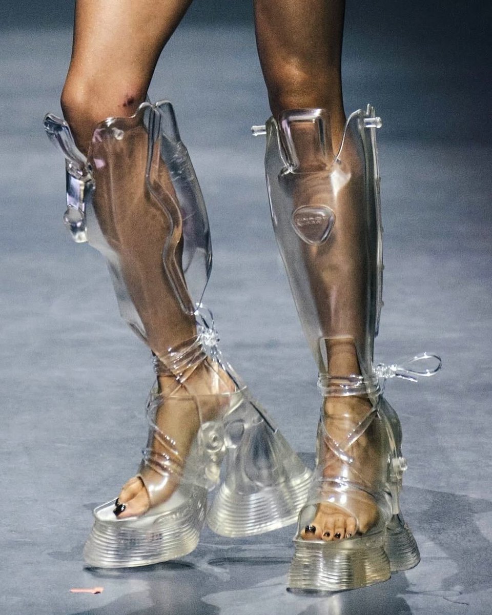 Rogue Fashion tweet media