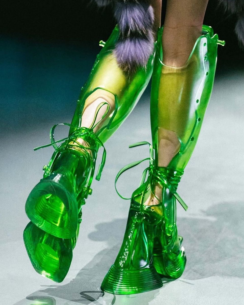 Rogue Fashion tweet media