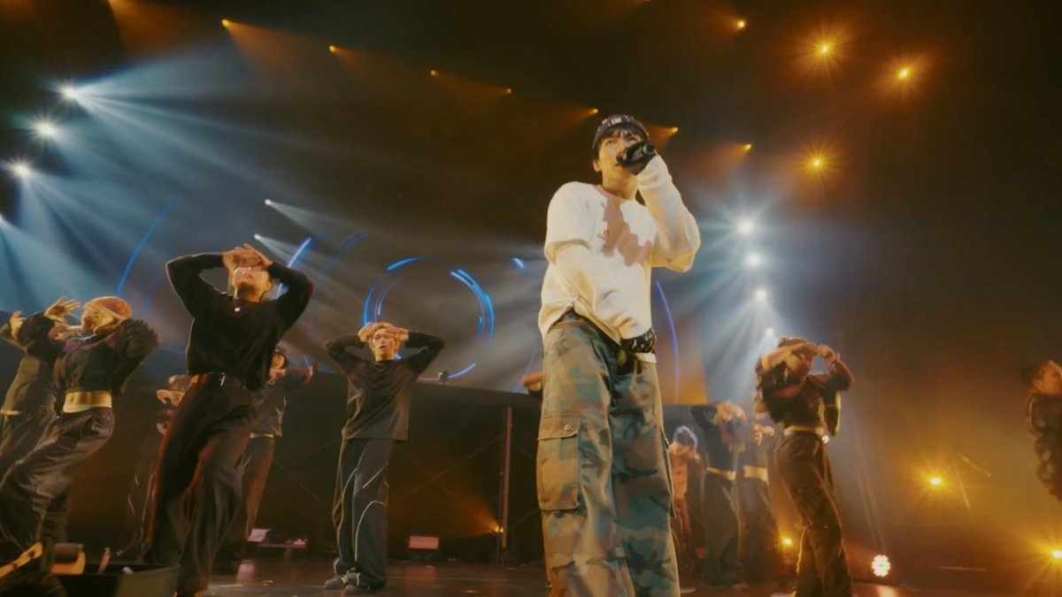 AyumuStaff's tweet image. 2nd Album "#CLASSIC"
初回限定盤＆UNIVERSAL MUSIC STORE限定盤に収録される「Ayumu Imazu LIVE 2025 - unbounded -」より 'Superstar' ライブ映像を公開！

Superstar [Live Performance @ Ayumu Imazu LIVE 2025 - unbounded -]
🎬 youtu.be/j6ueIzXqT70

#Superstar #AyumuImazu
@ayumu__imazu