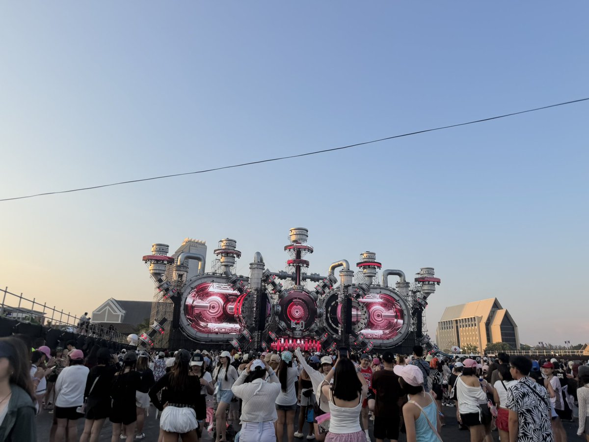 PNatty ♑️🤍🎱🍒🐶🐈⬛ tweet media