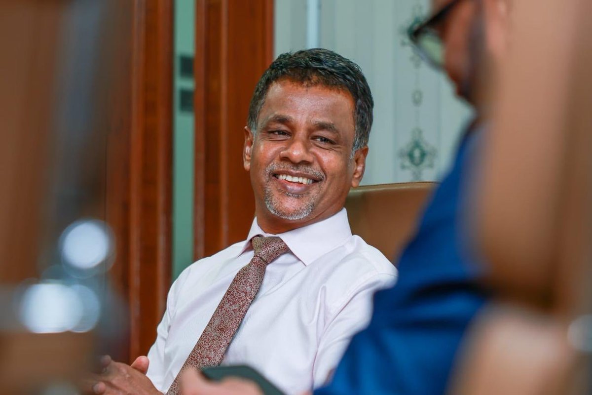 Ministry of Health conveys its sincere appreciation to Abdulla Nazim Ibrahim for his dedication, leadership, and service to the health sector, and wishes him continued success in his future endeavors.