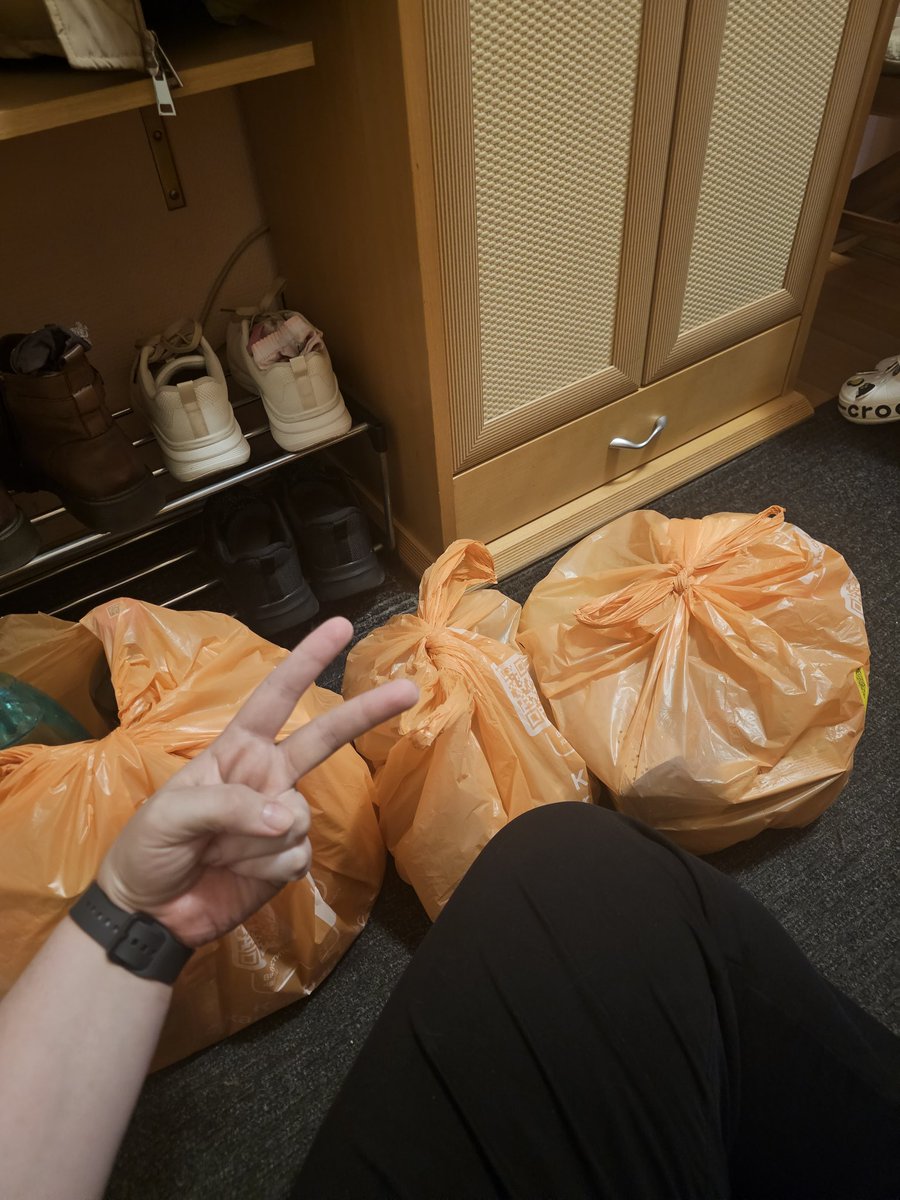 《Deutche Энергос》³³ tweet media