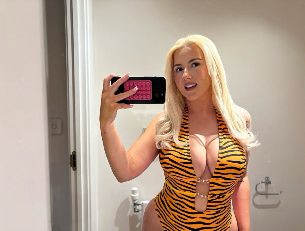 Bambi Cox tweet media