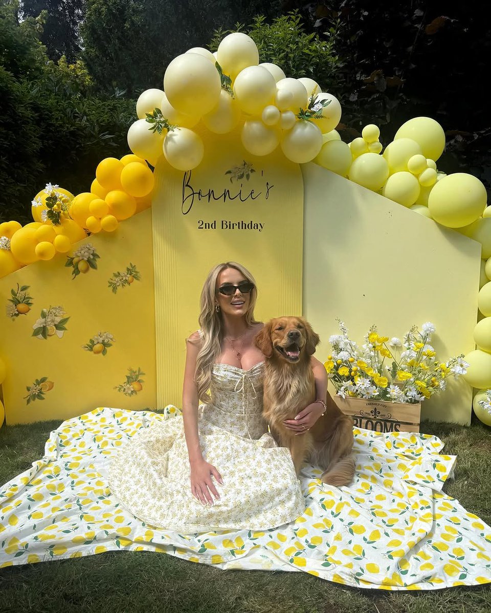 Faye Winter tweet media