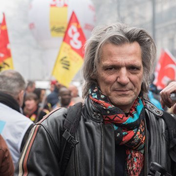 LÉVADÉDUBOCAL tweet media