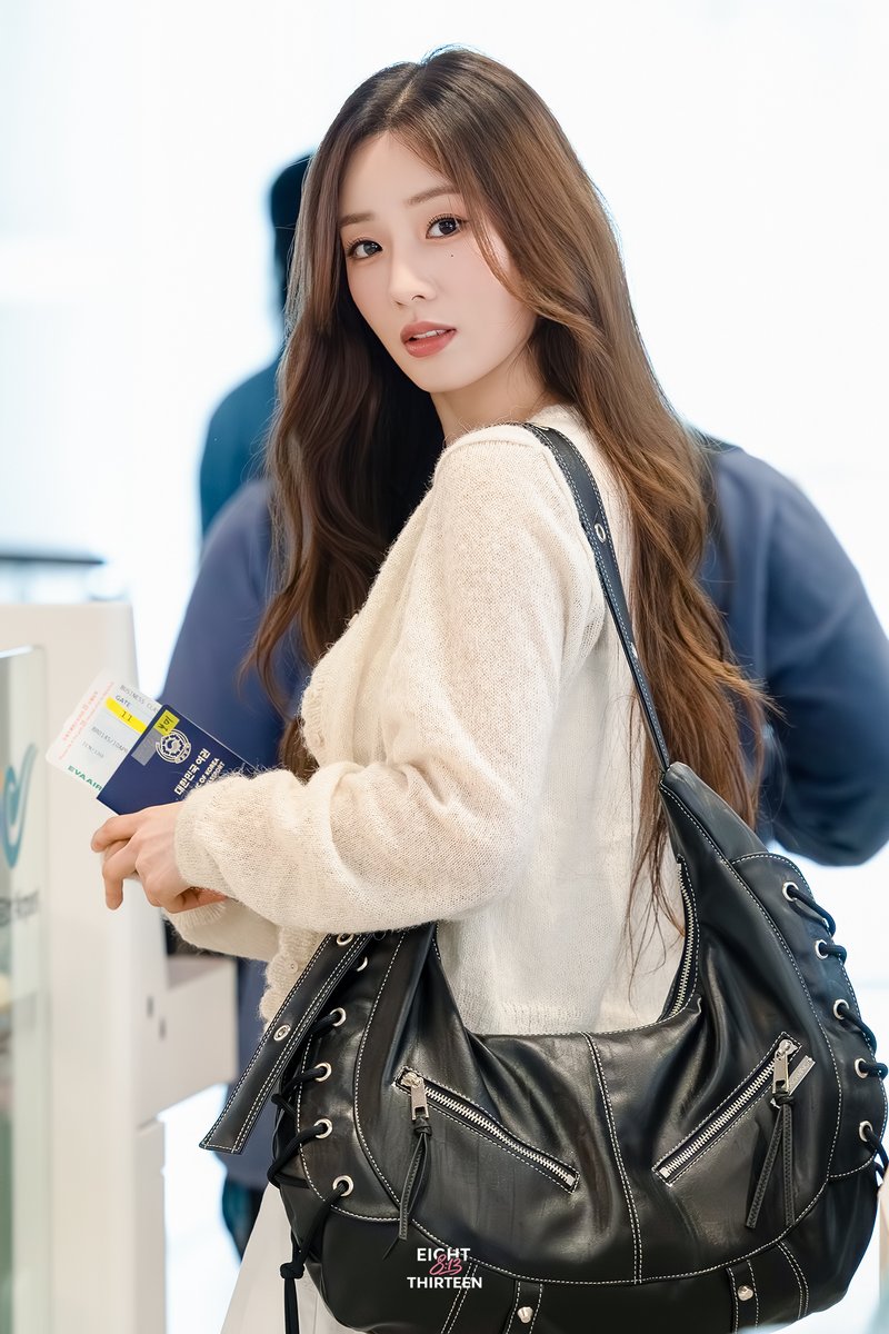 8시13분 tweet media