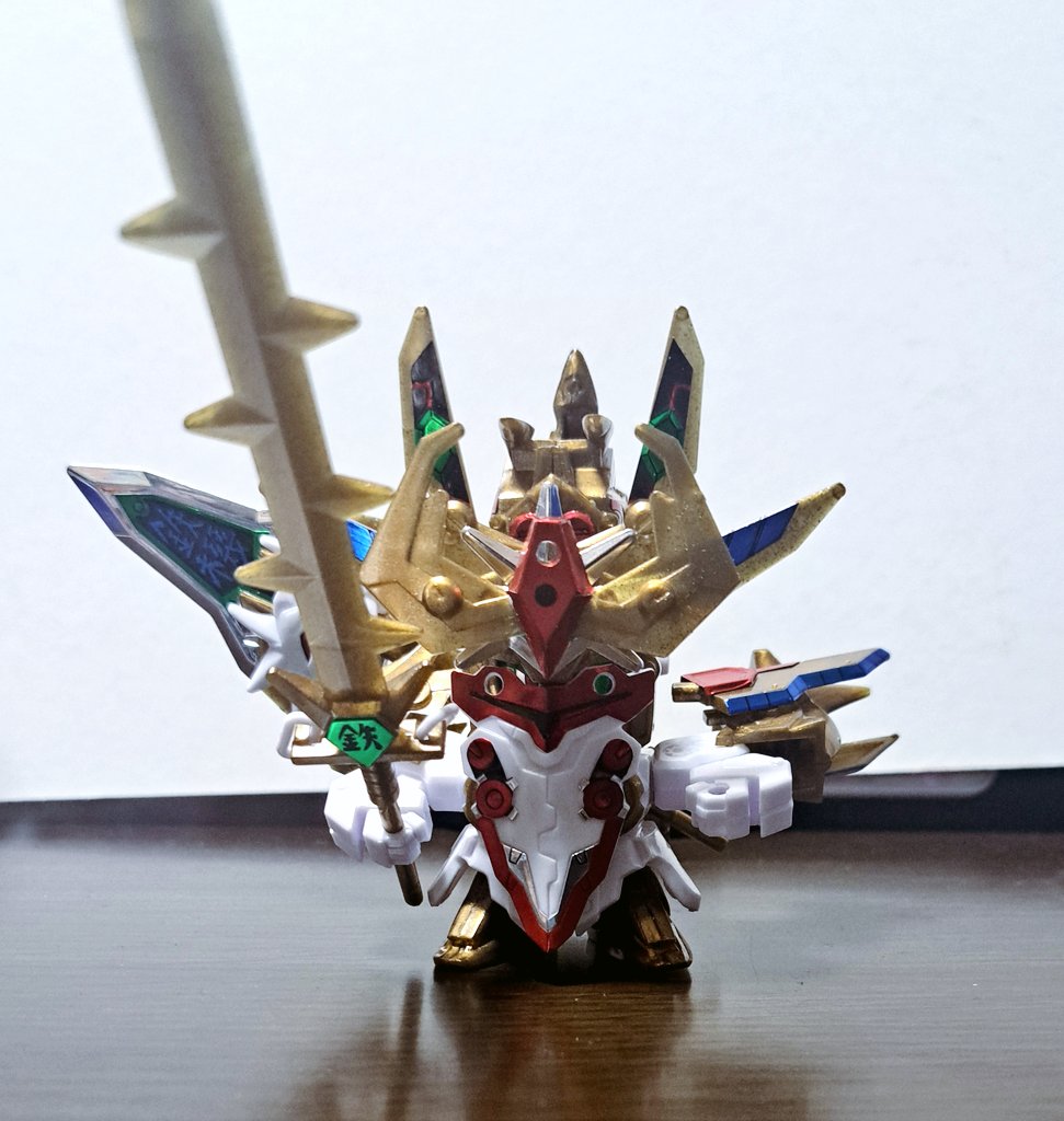 ルオリッツ tweet media