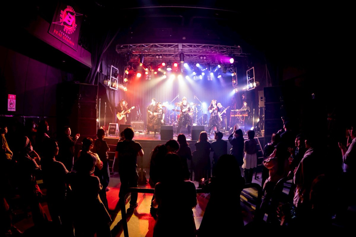 raveymetal's tweet photo. 4/11のLIVEダイジェスト動画です🦊
ご来場頂いた皆様ありがとうございました。

写真撮影リヒトさん📷

#RAVEYMETAL
#CROSSROCKS
#BEATSTATION
#BABYMETAL https://t.co/k0F7t6LizB