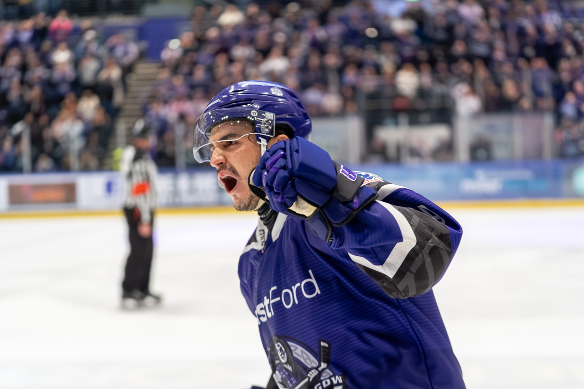 🏆 𝗙𝗜𝗡𝗔𝗟 𝗙𝗢𝗨𝗥 

From 8th place to Nottingham 🙌
The Clan overturn the deficit and knock out the league champions to reach the Playoff Final Weekend for the first time in 12 years.

Roared on by 3,300 at Braehead.
Finished in a shootout.
Heroes everywhere.

Nottingham…