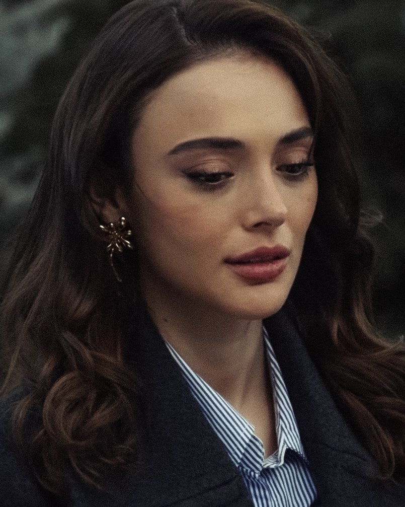 mistiitsim's tweet photo. once upon a time 🌼

#Teşkilat || #RabiaSoytürk https://t.co/xGKb0k2aQ3