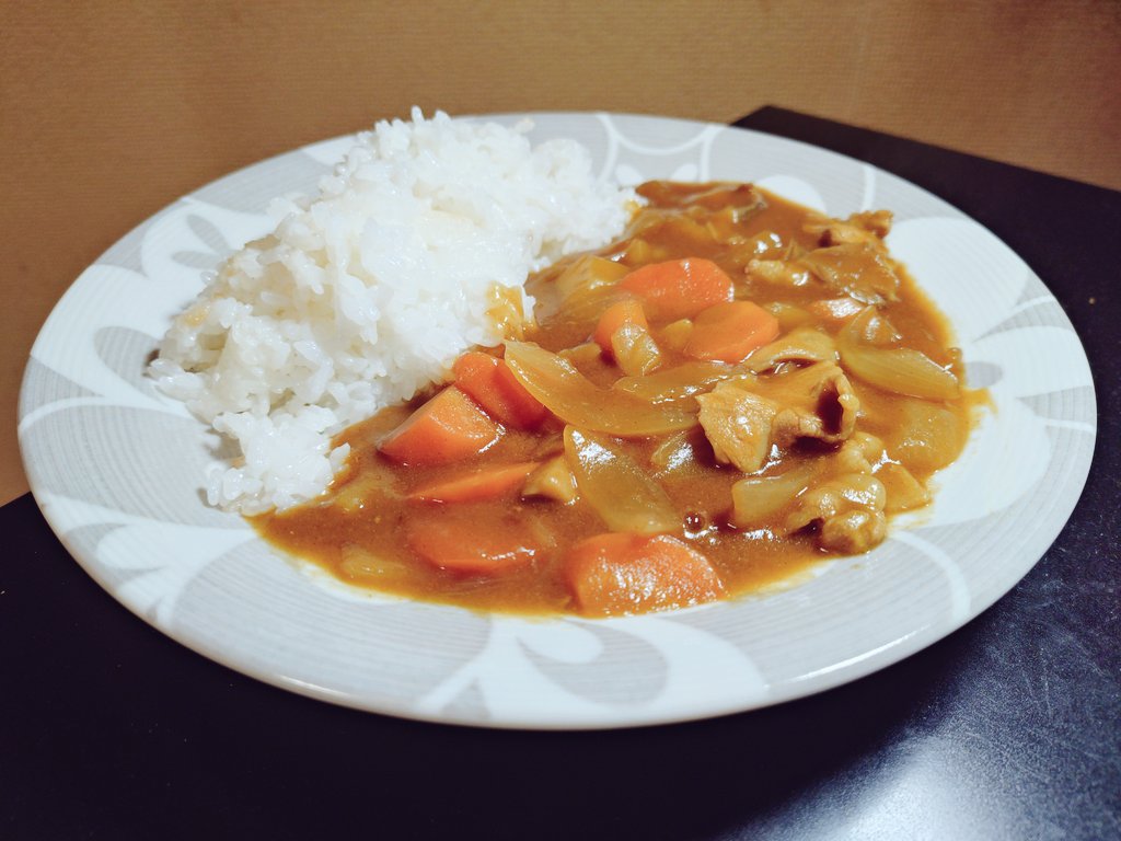 廻る豚汁パスタ(寿司) tweet media