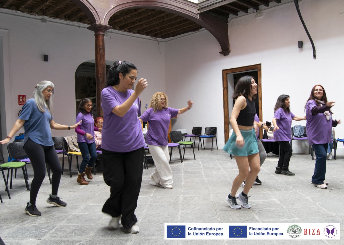 AmumCan's tweet photo. Gracias a todas las mujeres que asistieron y llenaron el día de luz. ¡Miren qué fotos tan bellas y cuánta felicidad! 📸❤️
Infinitas gracias a la #UE @ENoMW  Proyecto #RIZA, @GranCanariaCab  y @ParticipaGC  por hacerlo posible.

#SaludMental #Autocuidado #AMUM #GranCanaria https://t.co/Lc7vjiUKCb