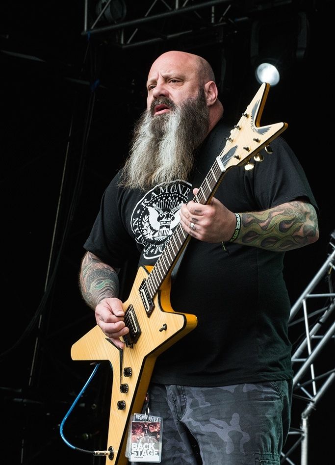 NoClass_Radio's tweet image. 14 de abril de 1965. Nace Kirk Windstein en  Reino Unido. Es un guitarista y cantante miembro fundador de la banda Crowbar, también fue cofundador del grupo Down. #KirkWindstein #Crowbar #Down